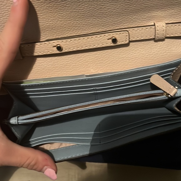 KATE SPADE crossbody purse - Picture 3 of 6